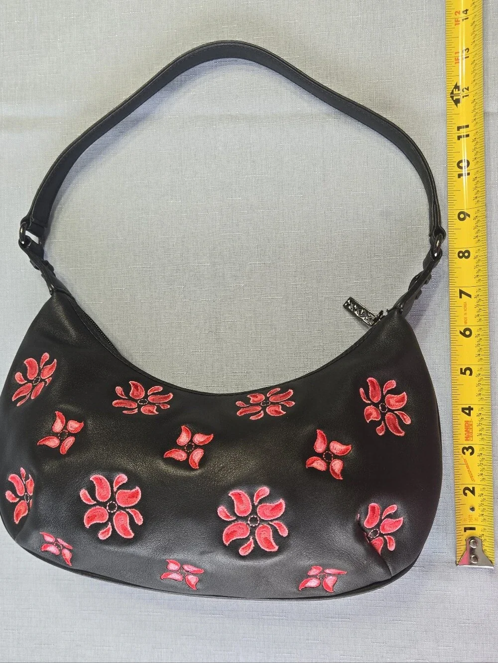 MAXX New York Black Genuine Leather Floral Embroidered Shoulder Bag Y2K Hobo Pur
